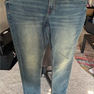Men's Straight Fit Blue Jeans